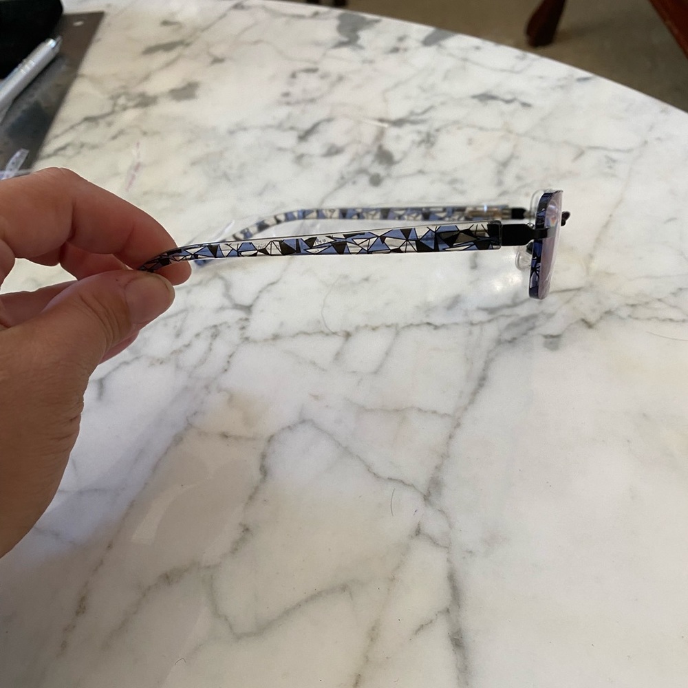 3 pack Rimless Reading Glasses - Picture 5 of 11